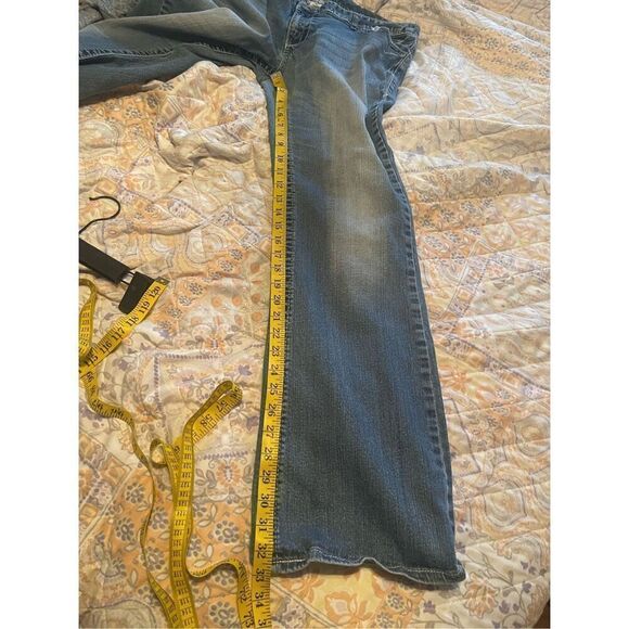 Maurices Womens Blue Denim Five Pocket Boot Cut Jeans Size 17/18 Long - Picture 14 of 16